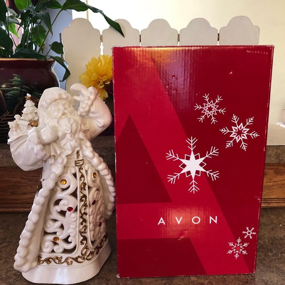 2007 Avon Bejeweled Santa With Led Lights & Gold Accents Mint Condition in Box